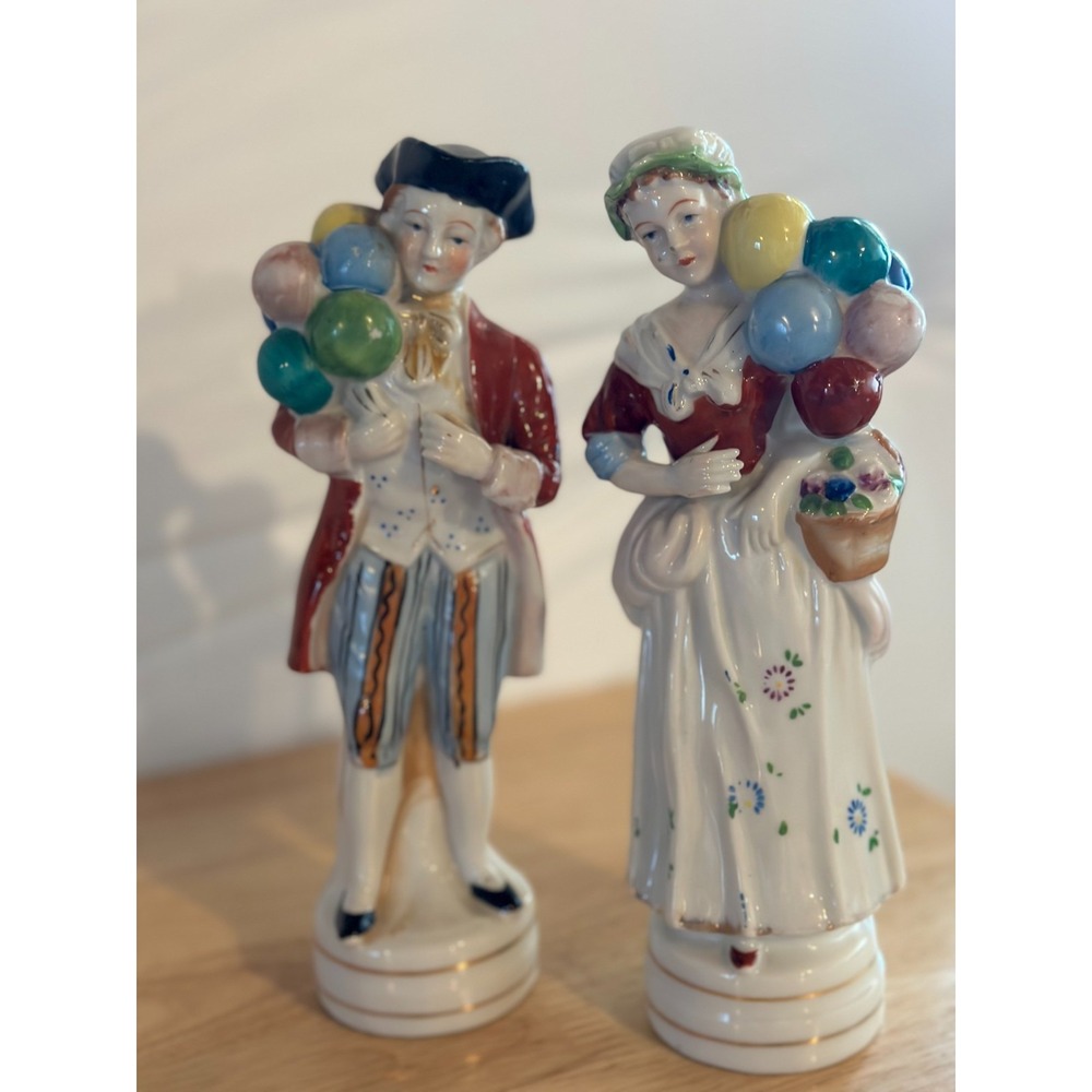 Vintage L&M Lipper & Mann Porcelain Colonial Balloon Sellers Figurine Pair